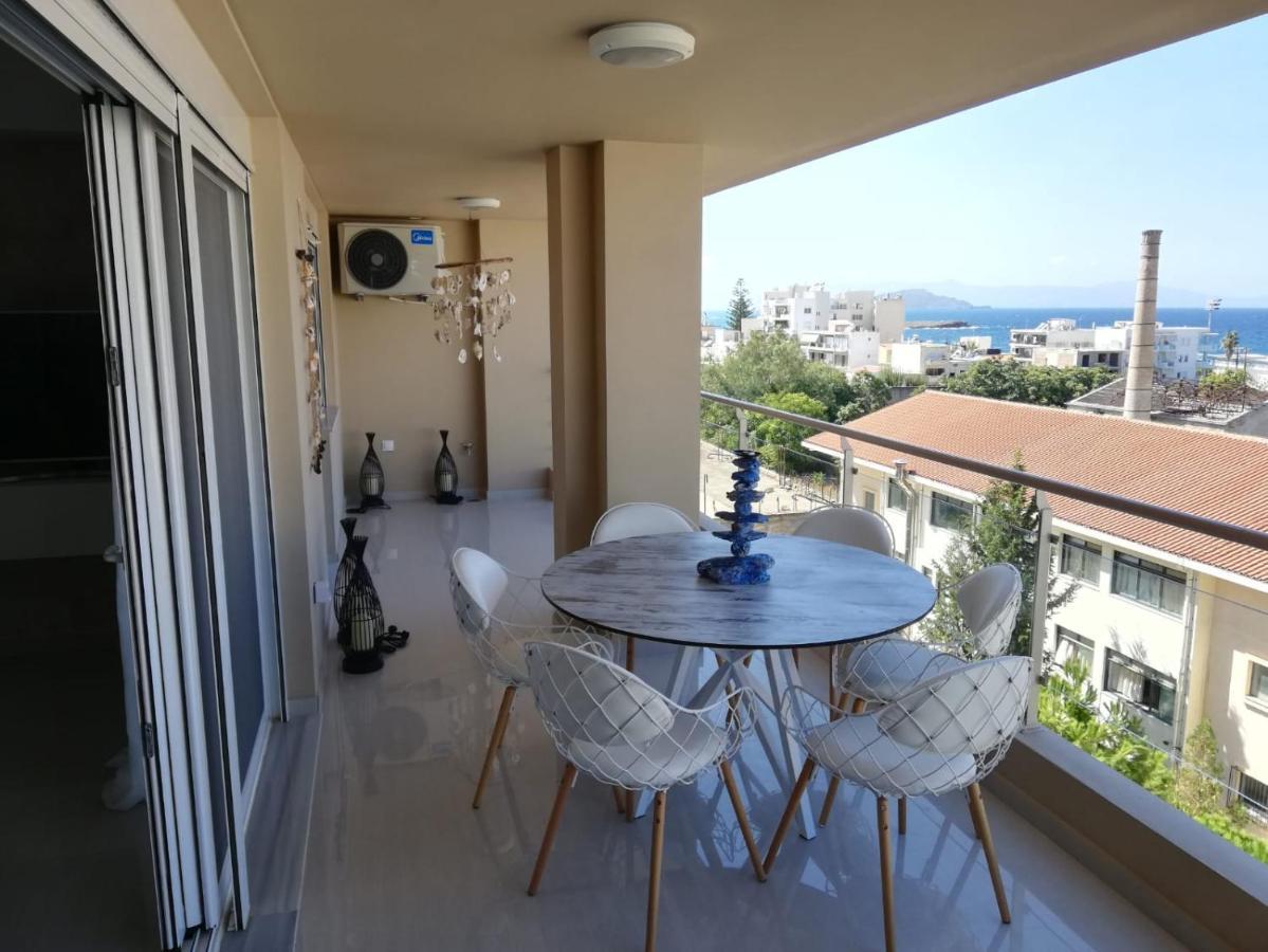 W Apartment Chrissi Akti Chania Exterior foto